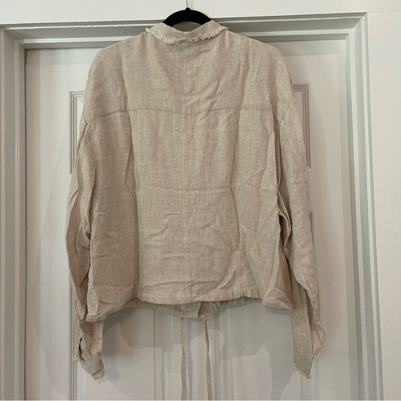 Umgee Linen Cotton blend Jacket Draw string hem. Button up light weight Size L - Picture 6 of 7